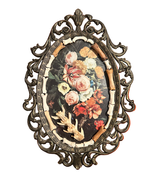 Framed Spine & Toes